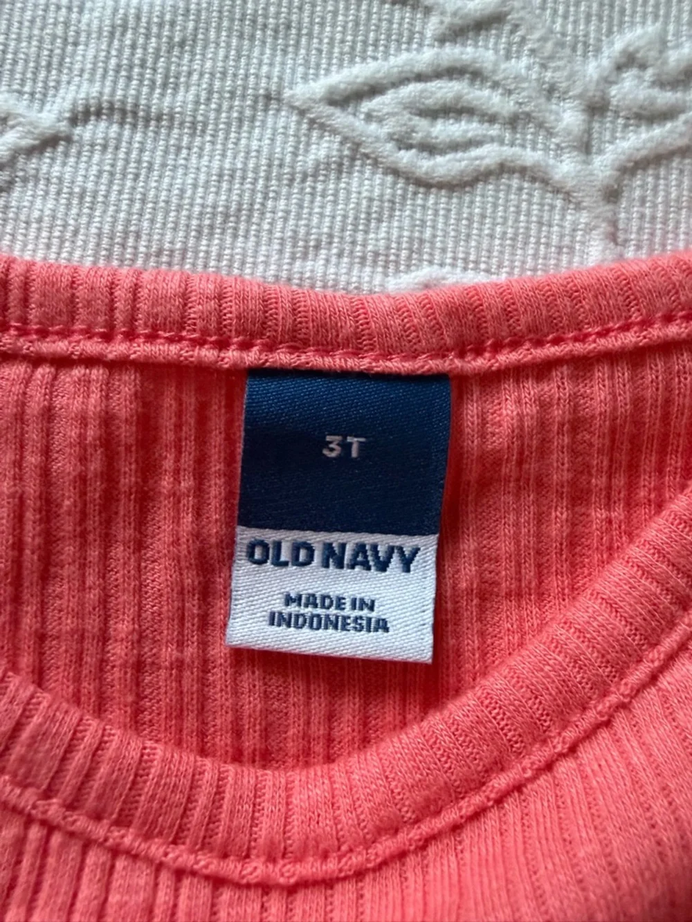 Old Navy Girls Coral Ribbed Tank with Ruffle Sleeves new 3T